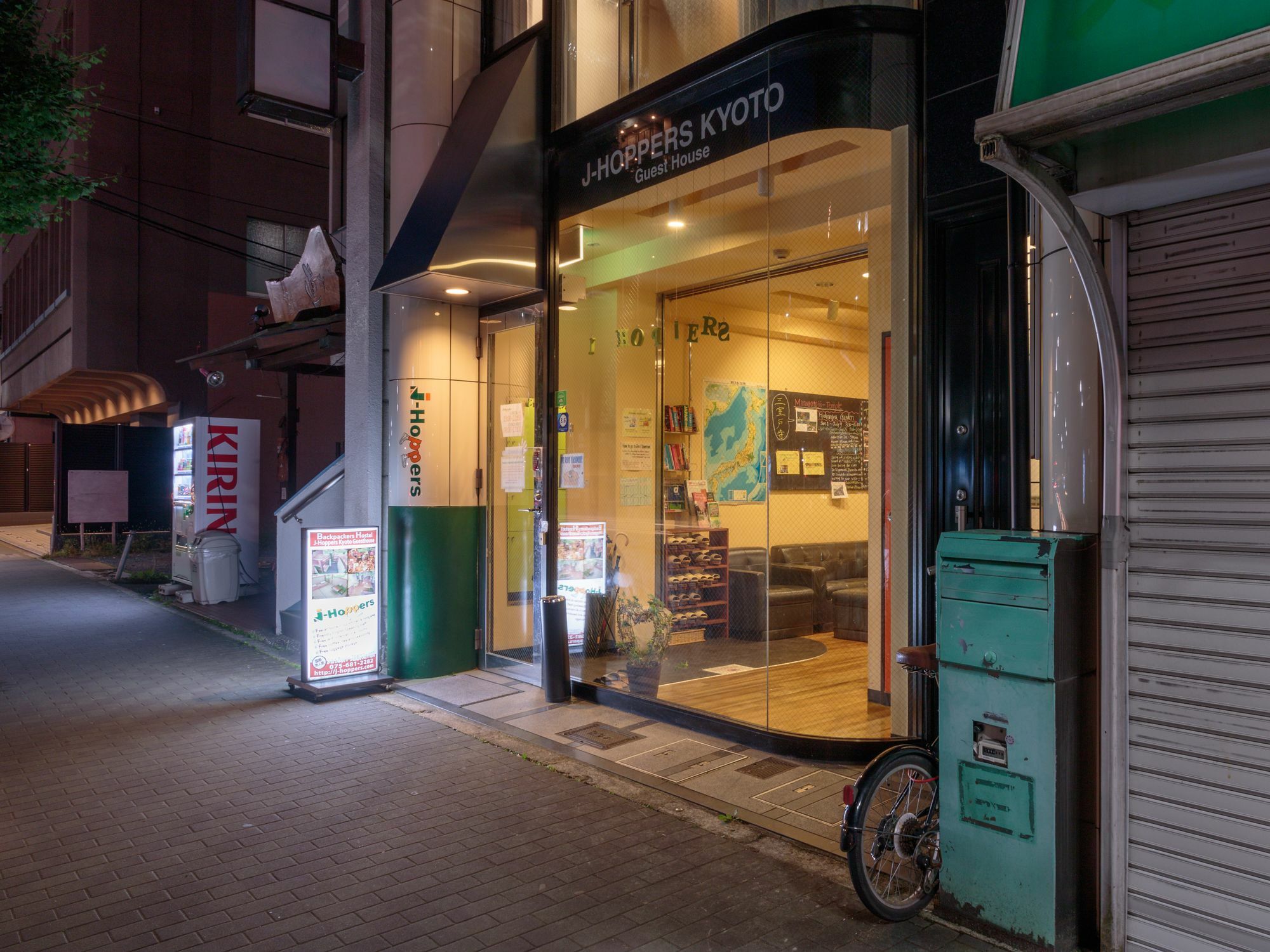 J-Hoppers Kyoto Guesthouse Exterior foto